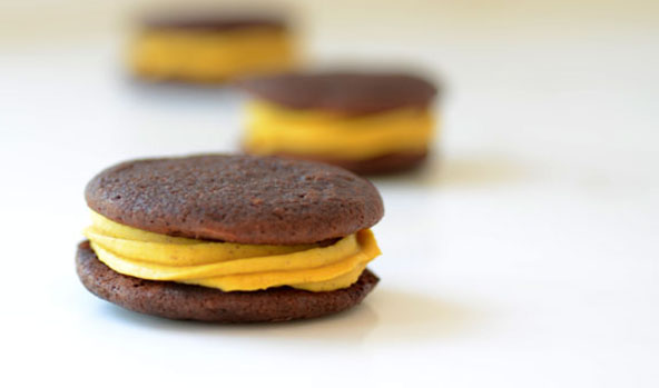 Chocolate-Whoopie-with-Pumpkin-Cream-Filling-2986